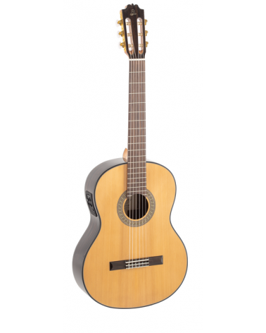 ADMIRA A4 ELECTRIFICADA CON FISHMAN SERIE ARTESANÍA GUITARRA CLÁSICA