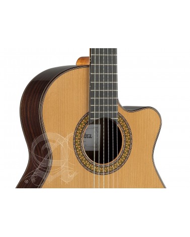 Alhambra 9 P CW E8 Guitarra Clásica Electrificada C/ ESTUCHE
