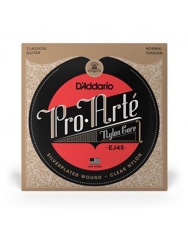 D'Addario EJ45. Pro-Arté nailon, tensión normal